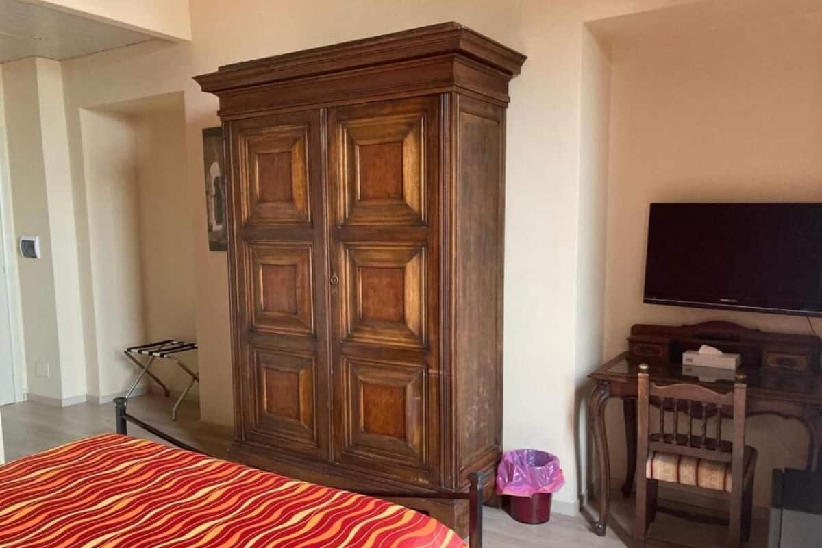 Classic Double Room, Pool View | Free WiFi