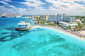 Imagen sin descripción, 4 de 39, botón