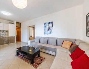 Imagen sin descripción, 4 de 35, botón