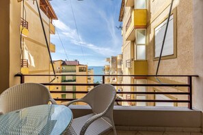 Imagen sin descripción, 3 de 35, botón