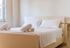 2 slaapkamers, een strijkplank/strijkijzer, wifi, beddengoed