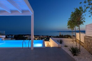 Pool - Splendid Rhodes Villa | Villa Ialysos | 4 Bedrooms | Breathtaking Sea Views |. (Lindos)