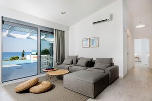 Living area - Lavish Rhodes Villa | Villa Helios | 4 Bedrooms | Breathtaking Sea Views |. (Lindos)