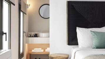 1 bedroom, in-room safe, iron/ironing board, free WiFi