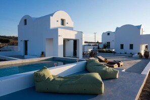 Pool - Splendid Santorini Villa | Villa Theros | 1 Bedroom | Private Pool | Gorgeus. (Oia)