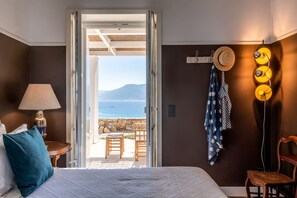 6 bedrooms, in-room safe, iron/ironing board, free WiFi - Alluring Ano Koufonisi Villa | Villa Elysium | 6 Bedrooms | Infinity Pool with. (Naxos)