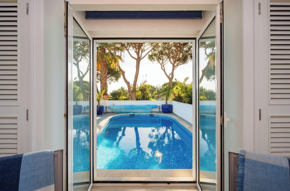 Pool - Excuisite Quarteira Villa | 3 Bedrooms | Villa da Alegria de Viver | Private. (Almancil)