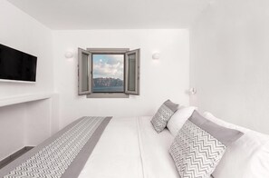 1 bedroom, in-room safe, iron/ironing board, free WiFi - Thrilling Santorini Room | Poseidon’s Hideaway Room | Breathtaking Caldera and. (Oia)