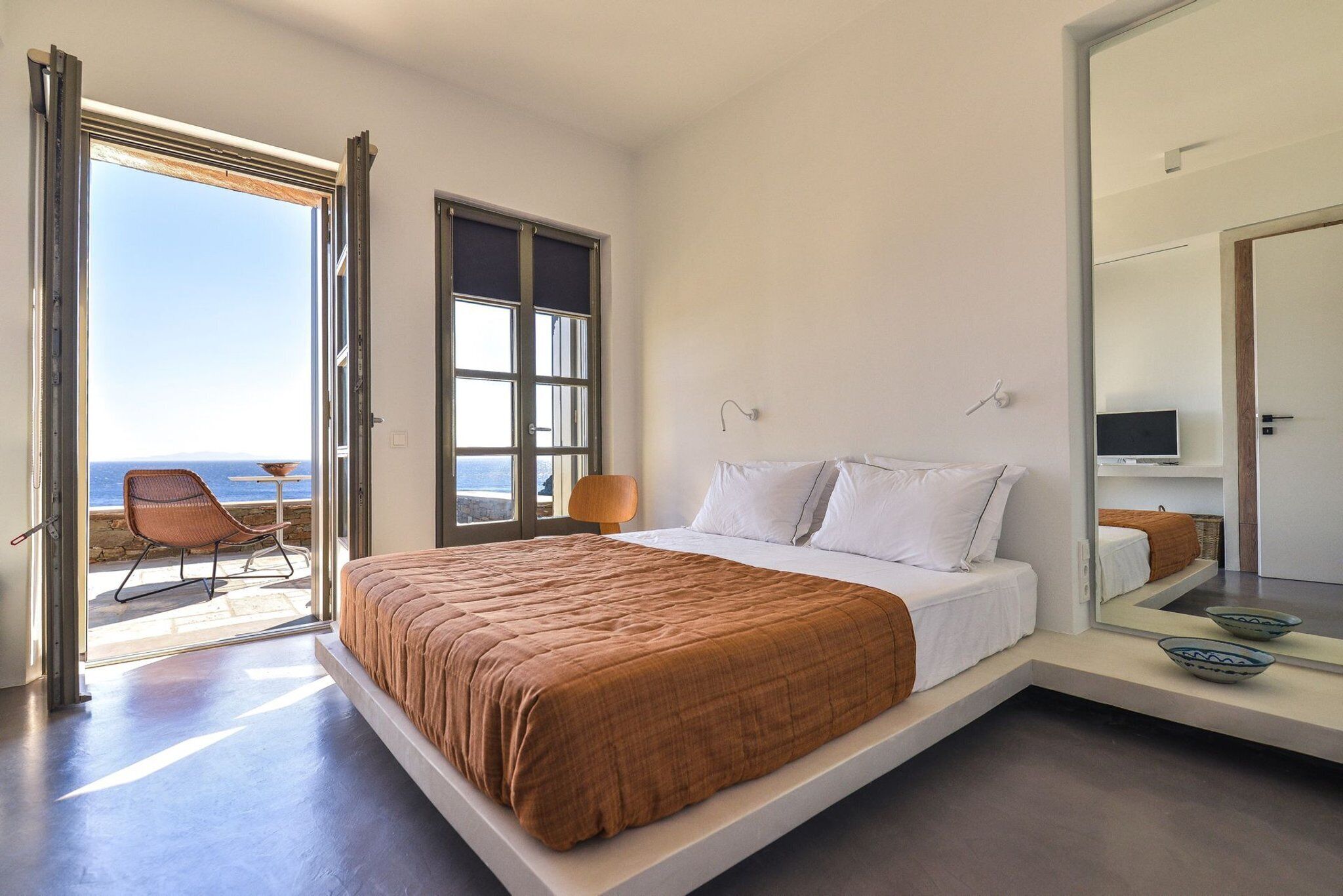 1 bedroom, in-room safe, iron/ironing board, free WiFi