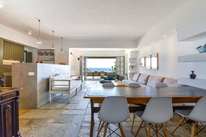 Music library, stereo - Lavish Tinos See Front Villa | Villa Areti | 2 Bedrooms | Breathtaking Sea. (Tinos)