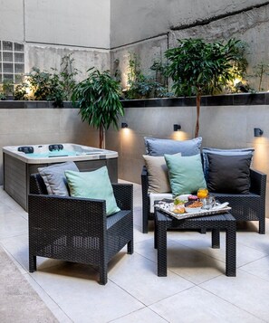 Imagen sin descripción, 4 de 37, botón