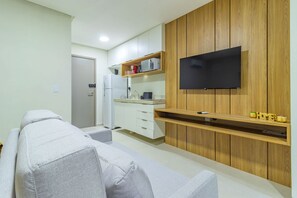 Basic Apartment | Living area - Icon Boa Viagem New 300m From Beach By Carpediem (Recife)