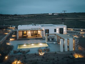 Pool - Villa Altiora, 3 BDR, Private Pool, Furnished Terrace, Naousa (Paros)