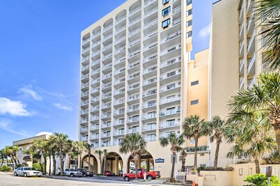 Ocean-view Balcony! Couples Escape in Myrtle Beach