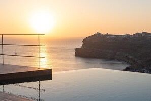 Pool - Villa Kleonika, 2 BDR, Wonderful Seaviews, Private Pool, Santorini (Santorini)