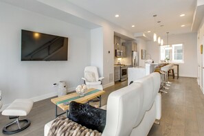 Interior - Walk to Bars! Lohi City-view Haven w/ Hot Tub (Denver)