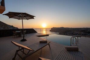 Pool - Villa Eunomia, 2 BDR, Wonderful Seaviews, Private Pool, Santorini (Santorini)