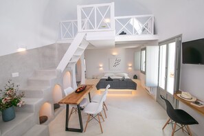 1 bedroom, in-room safe, iron/ironing board, free WiFi - Villa Ioneira, Sea Views, Outdoor Hot Tub, Furnished Terrace, Santorini (Santorini)