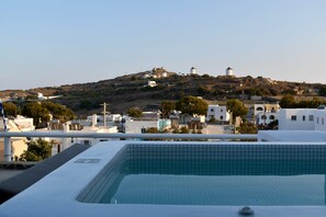 Pool - Villa Ioneira, Sea Views, Outdoor Hot Tub, Furnished Terrace, Santorini (Santorini)