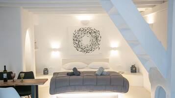 1 bedroom, in-room safe, iron/ironing board, free WiFi