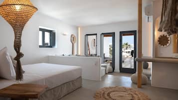 1 bedroom, in-room safe, iron/ironing board, free WiFi