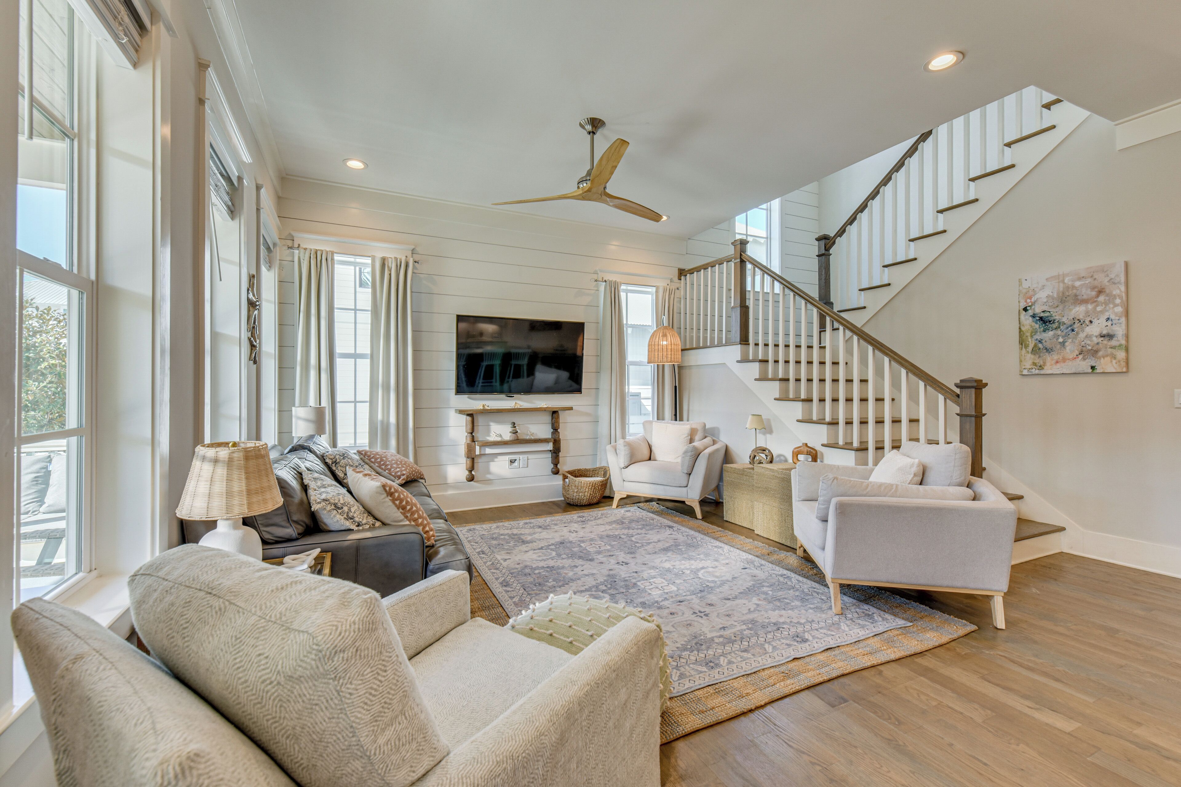 المنشأة من الداخل