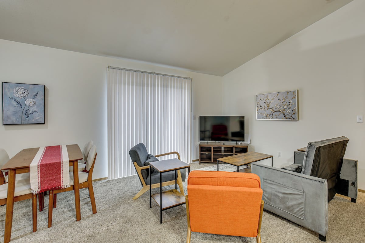 House (2 Bedrooms) | Front of property