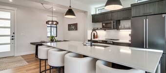 4 Mi to Granby Ranch: Gem w/ Balcony & Mtn Views!