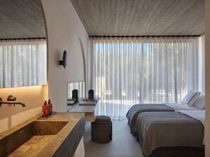 2 slaapkamers, een kluis op de kamer, een strijkplank/strijkijzer