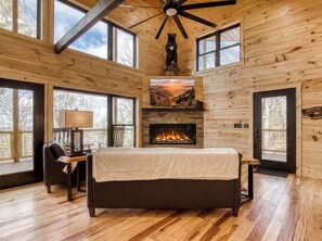 2 bedrooms, Internet, bed sheets - Beautiful Handicap Accessible Cabin (Sevierville)