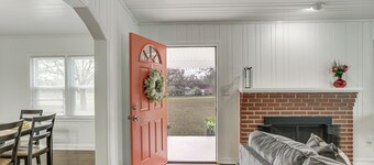 Cozy & Updated! Country Cottage Near Thomasville