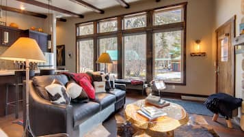 House (1 Bedroom) | Interior