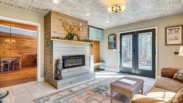 Apartment (1 Bedroom) | Interior