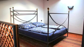 Apartemen | 2 kamar tidur dan dilengkapi dengan perabotan berbeda-beda