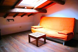 Living room - Apartment in Bolsena (Bolsena)