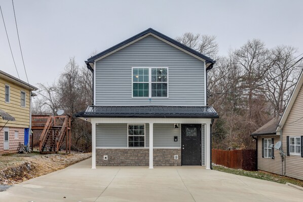 Apartment (1 Bedroom) | Interior - Downtown Ashland Gateway! Apt w/ Comforts of Home (Ashland)