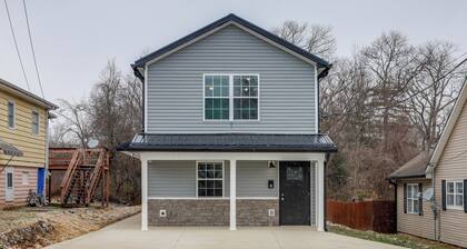 Downtown Ashland Gateway! Apt w/ Comforts of Home