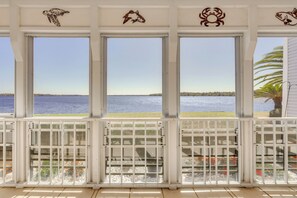 Apartment (2 Bedrooms) | Interior - Boat, Fish & Swim: Condo on St Johns River! (Welaka)