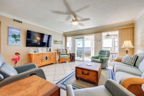 Apartment (2 Bedrooms) | Front of property - Boat, Fish & Swim: Condo on St Johns River! (Welaka)