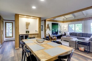 Interior - Resort-style Community! Quechee Chalet w/ Deck (Quechee)