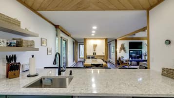Maison (5 Bedrooms) | Intérieur