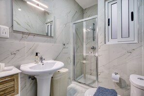 Unclassified image, 4 of 24, button - Bright & modern penthouse, 2 sun terraces BFRA1-3 (Gzira)