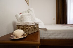 2 slaapkamers, een strijkplank/strijkijzer, wifi, beddengoed