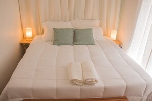 Suite | Minibar, iron/ironing board, free WiFi, bed sheets