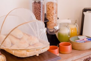 Termasuk sarapan bufet setiap hari