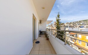 House - Saranda Bay Retreat - 1BR Apartment (Sarandë)