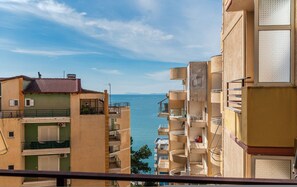 House - Bright Sunny Apartment Beach Access (Sarandë)
