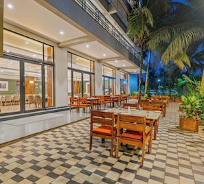 Restaurant - Woodrose Banquets and Hotel  (Belagavi)