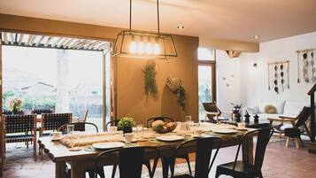 House | 2 bedrooms, Internet