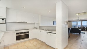 Fridge, microwave, oven, stovetop - Quarterdeck 23 - Stunning Ocean Views (Lennox Head)